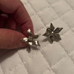Screw back Silver Floral Earrings